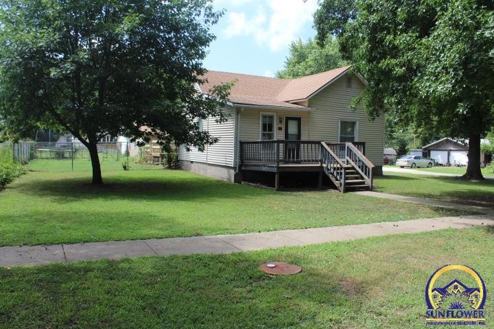 511 Oak, Overbrook, KS 66524 - photo 1