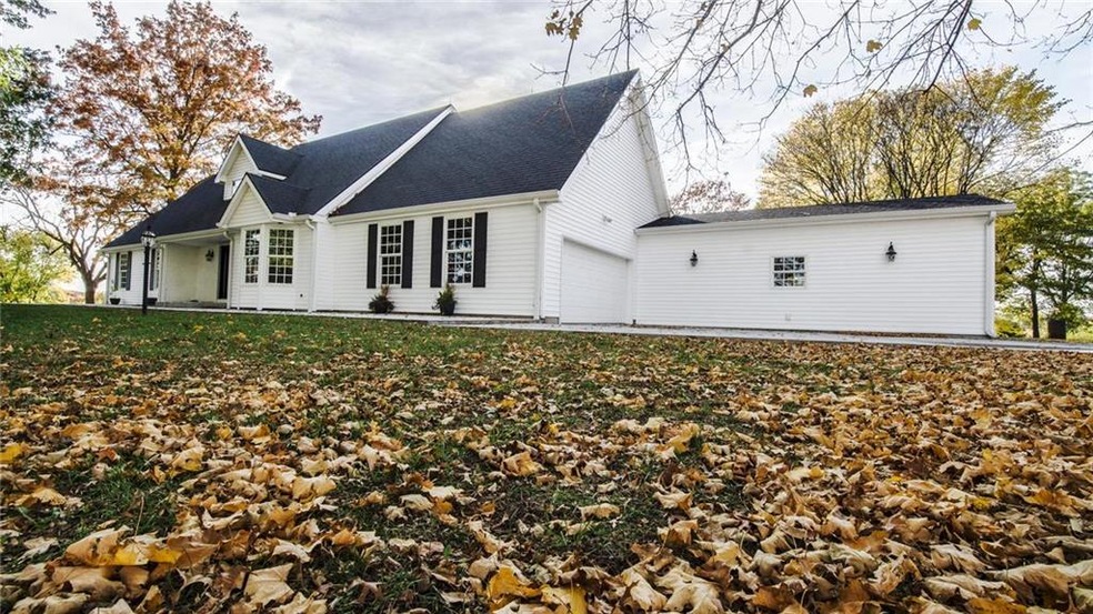 Impeccable 5 acre Estate inside of the city!