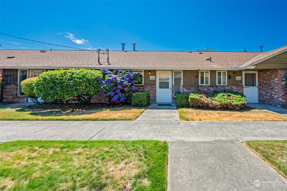 21114 77th Place W unit 103, Edmonds, WA 98026 - photo 1