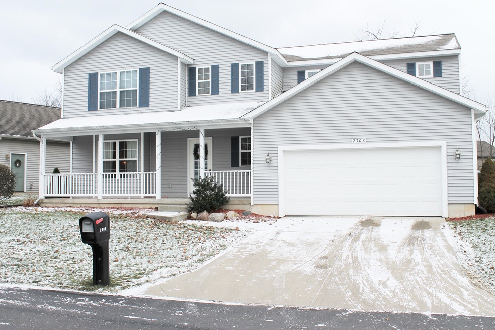 2308 Brook Hollow