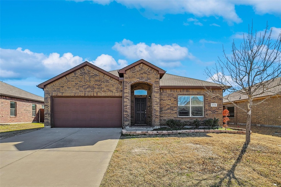 5110 Crystal Lake Ave, Krum