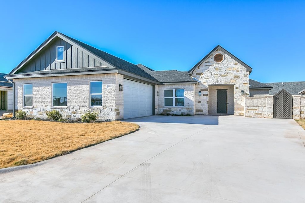 5329 Riviera Ln, San Angelo, TX 76904 - photo 1