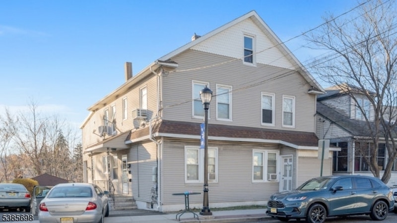 512 Mcbride Ave, Woodland Park, NJ 07424 - photo 1