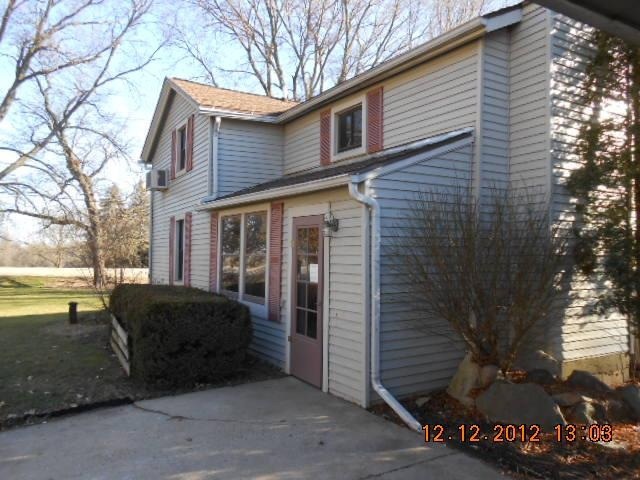 3610 S County Road D, Janesville, WI 53548 - photo 1