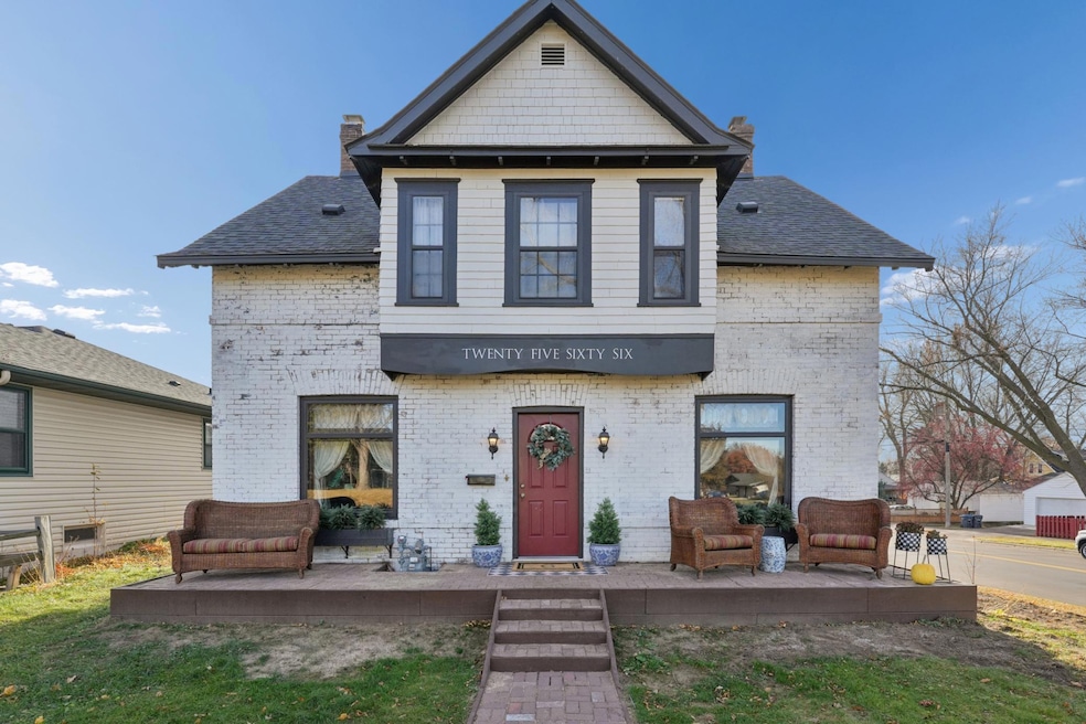 2566 18th Ave E, Saint Paul, MN 55109 - photo 1