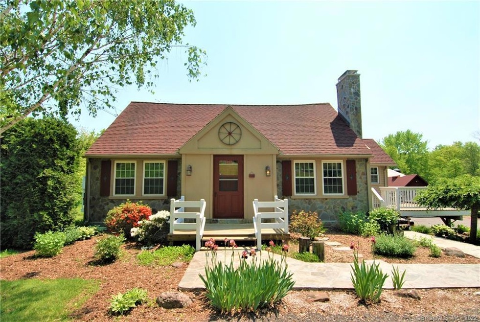Exterior Front View