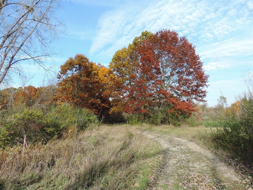 0 Hickory Hollow unit 23063870, Dexter, MI 48130 - photo 1