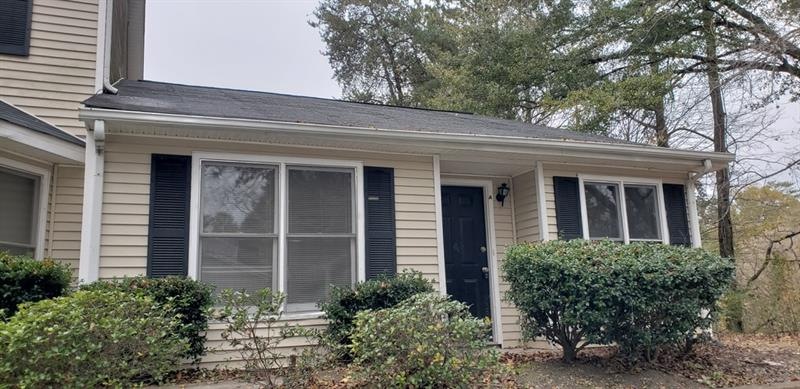 1558 Oakpointe Dr SW unit A, Marietta, GA 30008 - photo 1