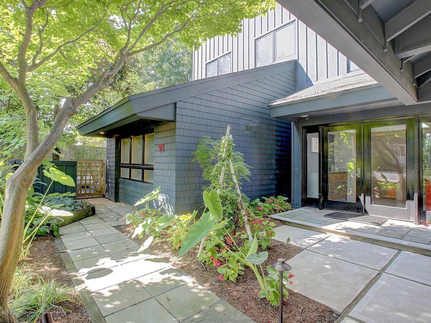 91 Applegate St, Red Bank, NJ 07701 - photo 1