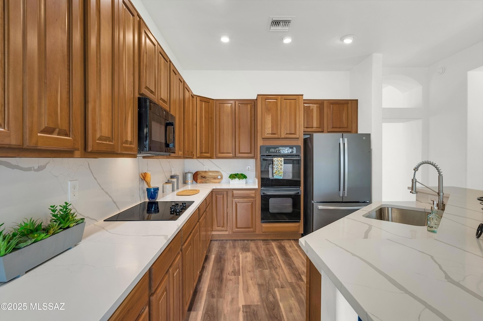 8826 N Sky Dancer Cir, Tucson, AZ 85742 - photo 1