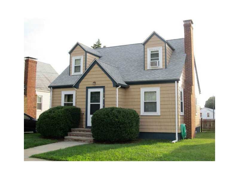 384 Sharon St, Providence, RI 02908 - photo 1