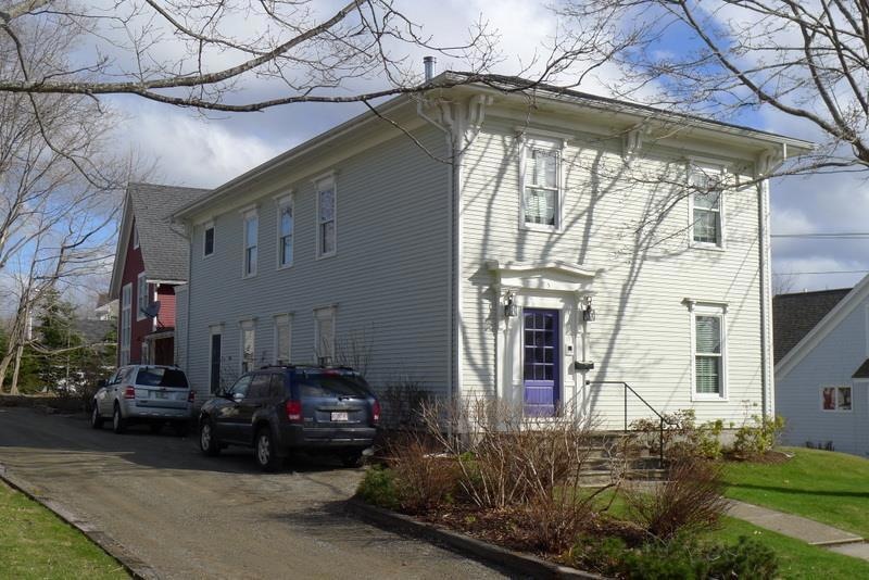 5 Pearl St unit 2, Camden, ME 04843 - photo 1