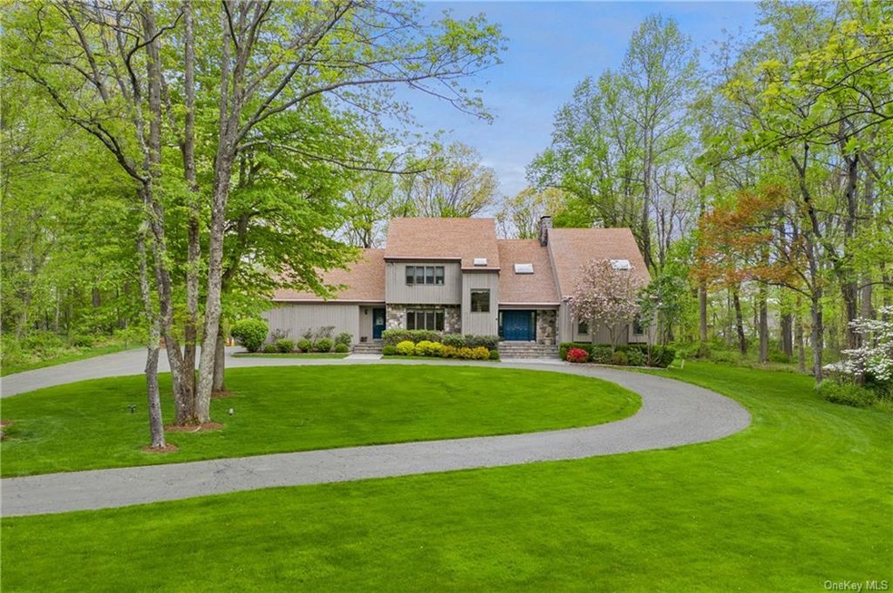 6 Quaker Hill Ct W, Croton On Hudson, NY 10520 - photo 1