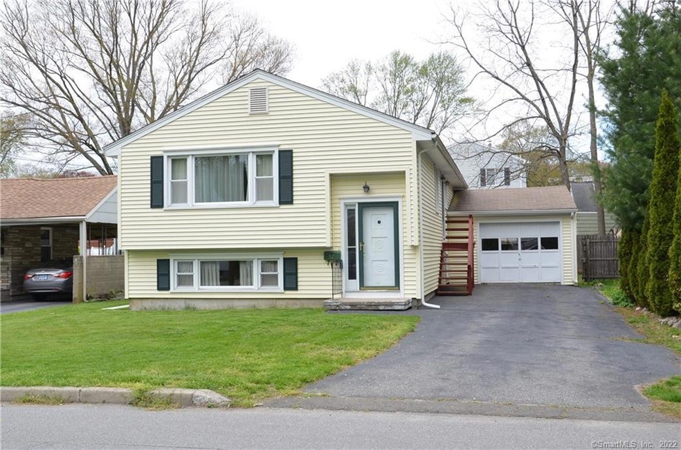 52 Berkeley Rd, Fairfield, CT 06825 - photo 1