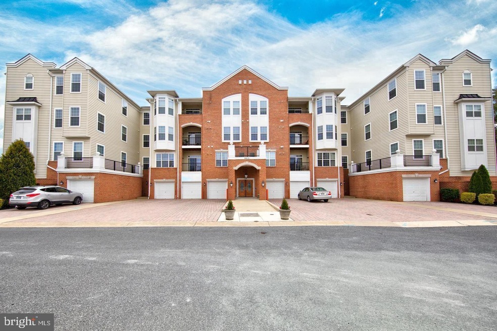 8600 Roaming Ridge Way unit 404, Odenton, MD 21113 - photo 1