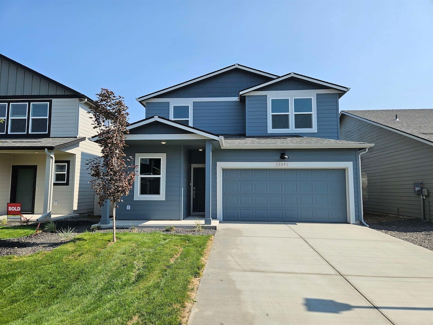 For Sale $432,995 • Co-Listing Agent