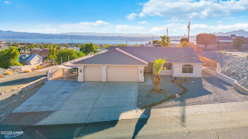 961 Joshua Tree Dr, Lake Havasu City, AZ 86404 - photo 1