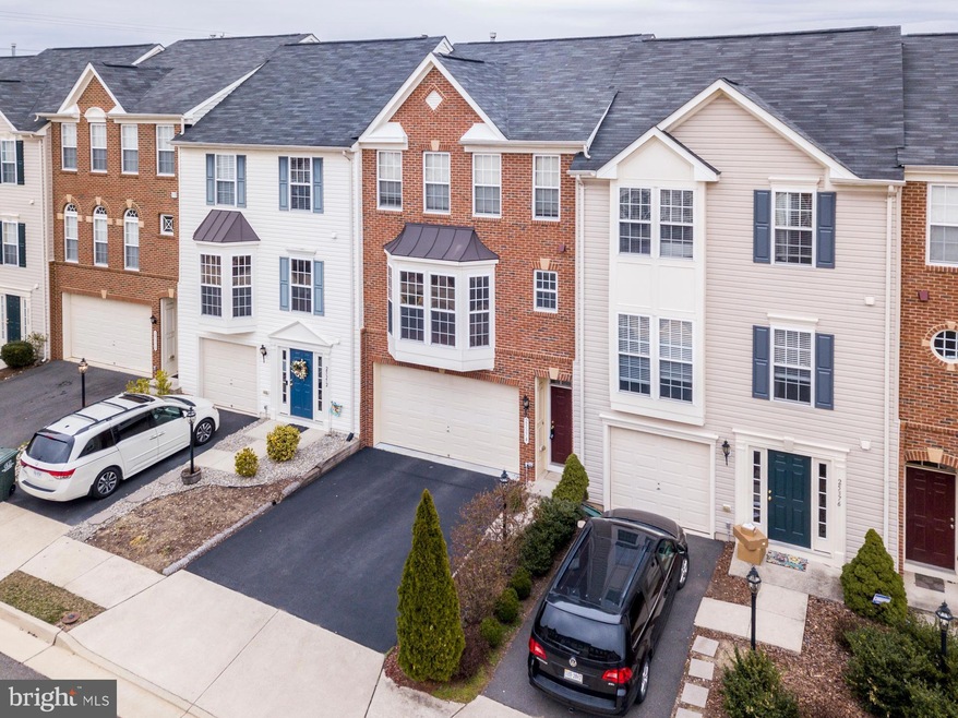 25374 Peaceful Terrace, Aldie, VA 20105 - photo 1