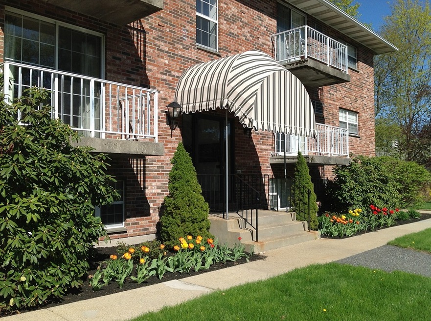 121 North St unit 13, Medfield, MA 02052 - photo 1