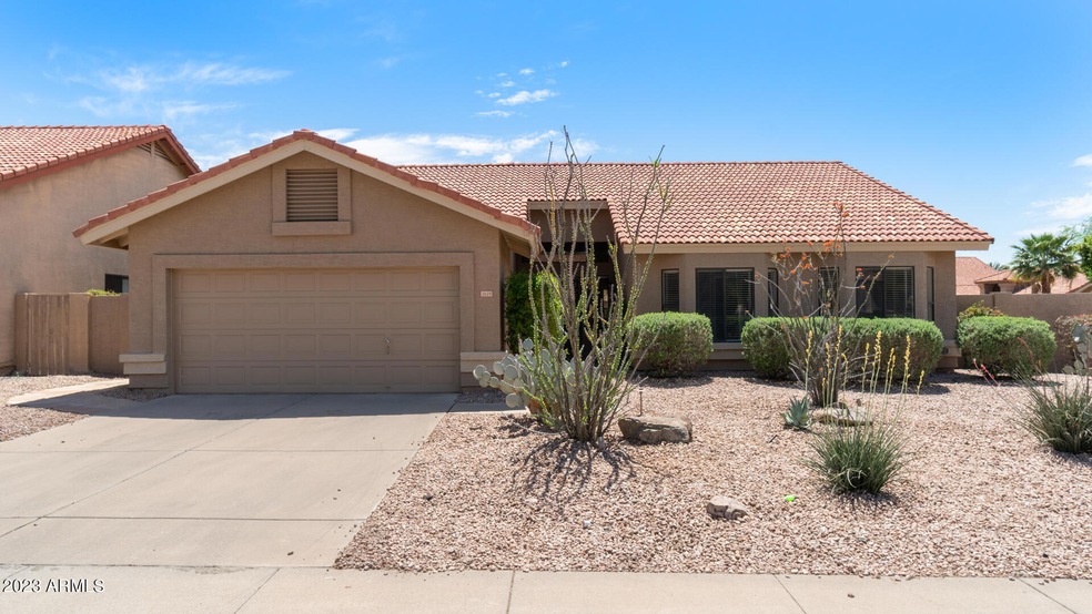 3619 E Goldfinch Gate - 35