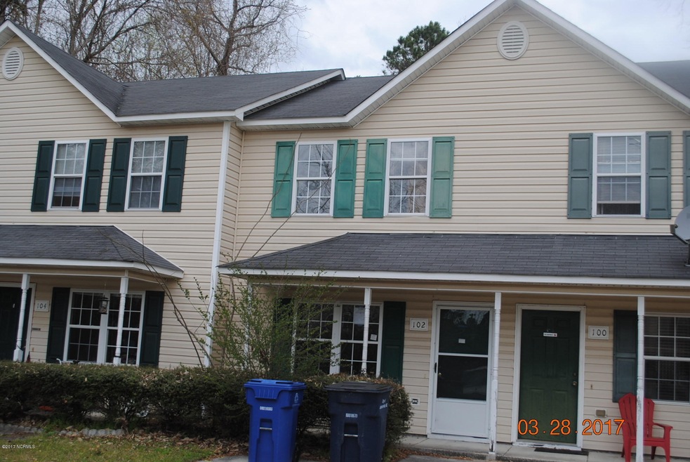 102 Pisgah Ct, Jacksonville, NC 28546 - photo 1