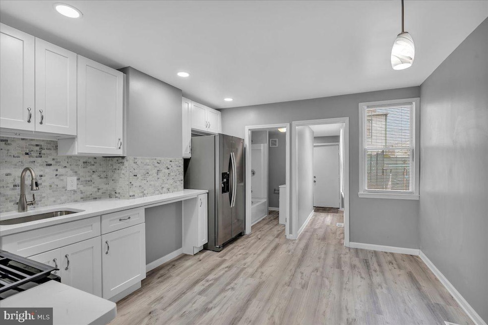 407 Powell St, Gloucester City, NJ 08030 - photo 1