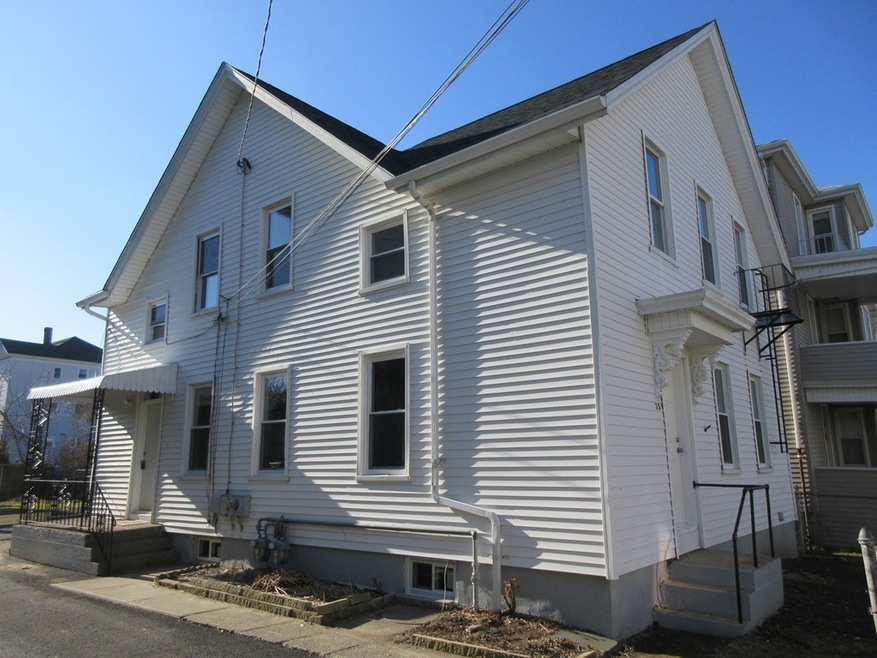 33 Hall St, Fall River, MA 02724 - photo 1