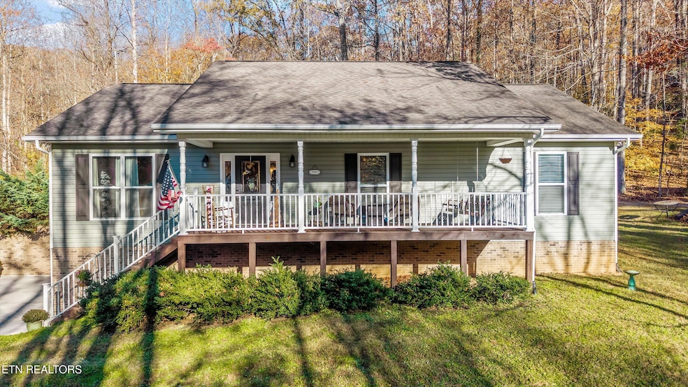 For Sale $575,000 • Co-Listing Agent