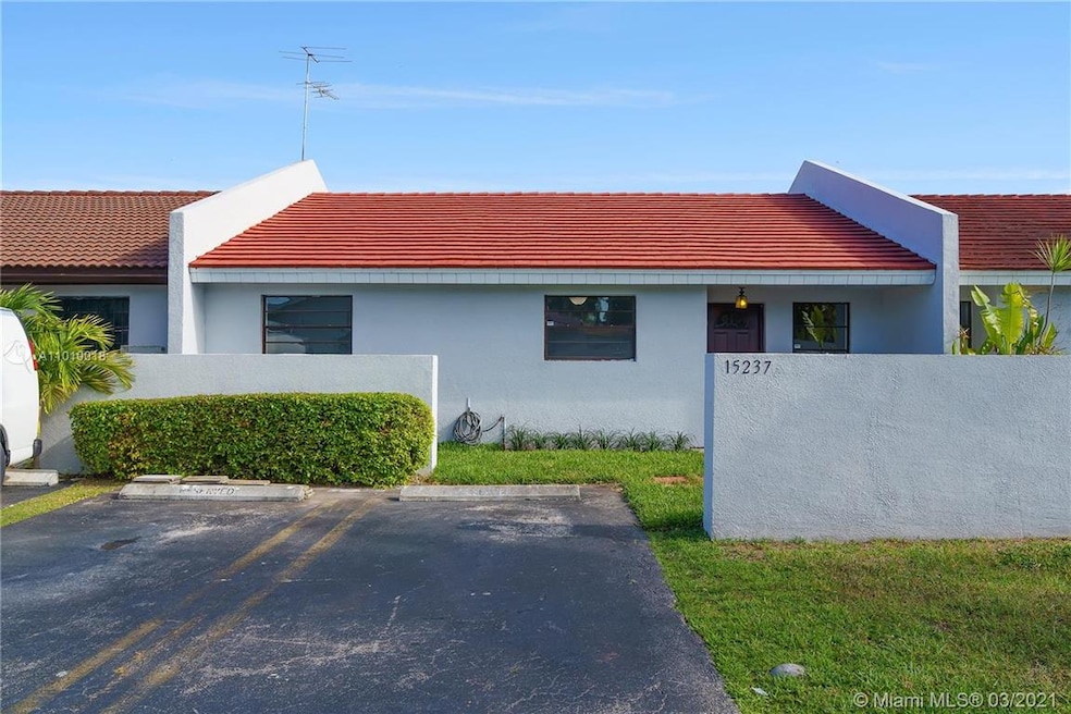 15237 SW 81st Terrace, Miami, FL 33193 - photo 1