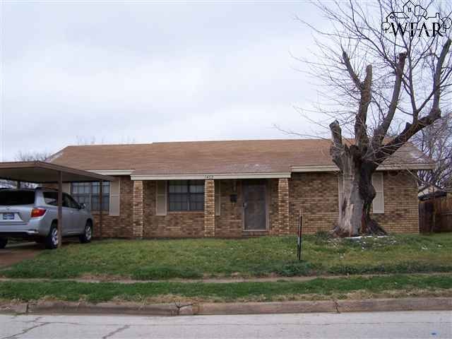 1402 Hunt St unit For Sale or Lease, Wichita Falls, TX 76302 - photo 1