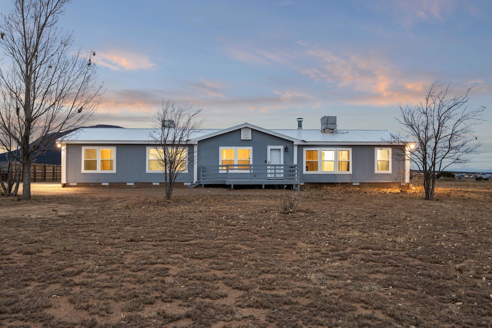 1 Northland Ct W, Edgewood, NM 87015 - photo 1