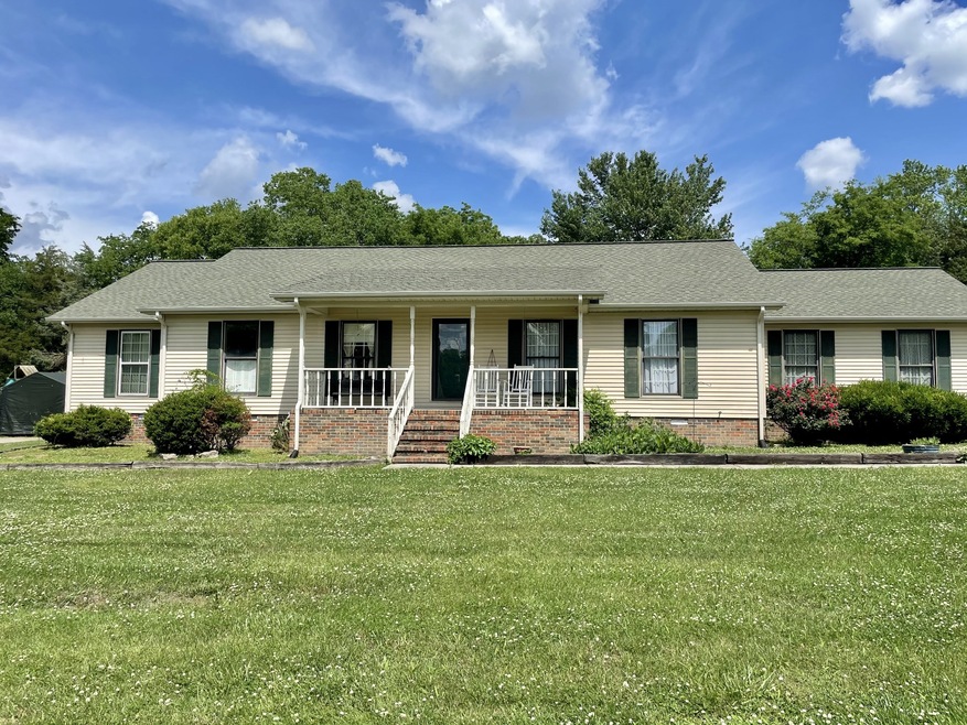 104 Idle Dr, Shelbyville, TN 37160 - photo 1