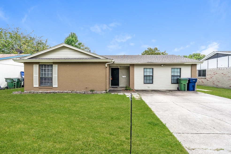 For Rent $1,635/month