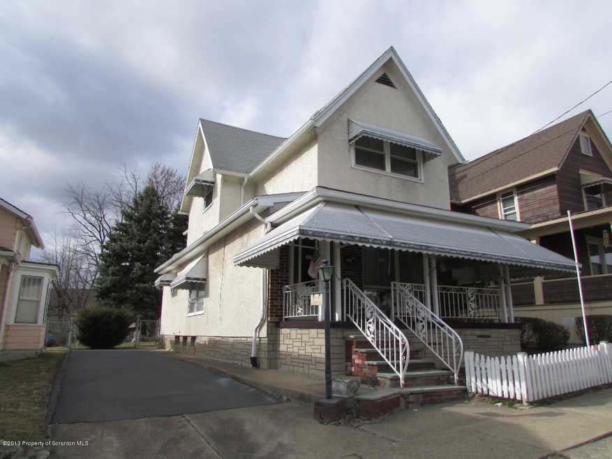 113 N Garfield Ave, Scranton, PA 18504 - photo 1