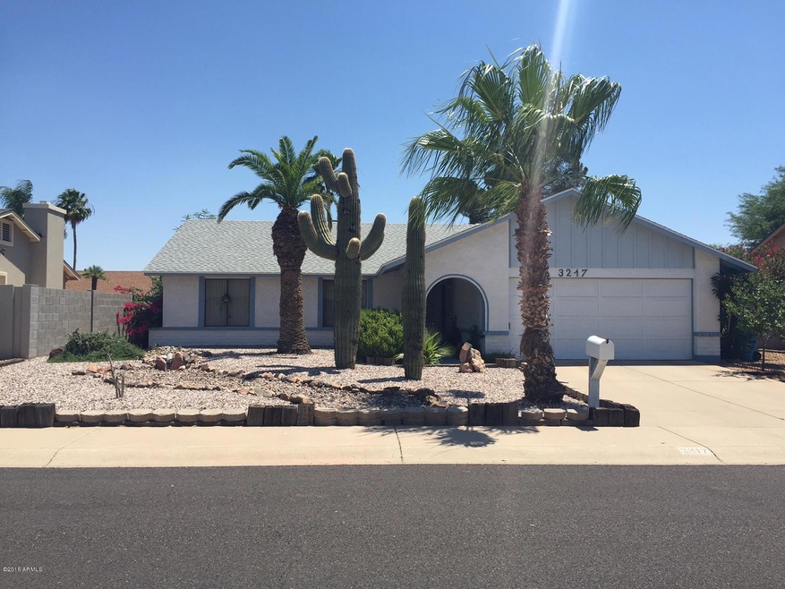 3217 W Angela Dr, Phoenix, AZ 85053 - photo 1