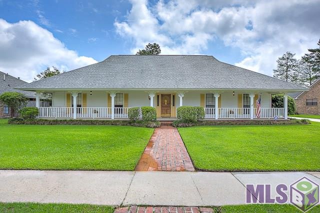 Beautifully updated 4 bd/2.5 bath with sunroom and an office/sewing/craft room.  Exquisite pool and patio area.