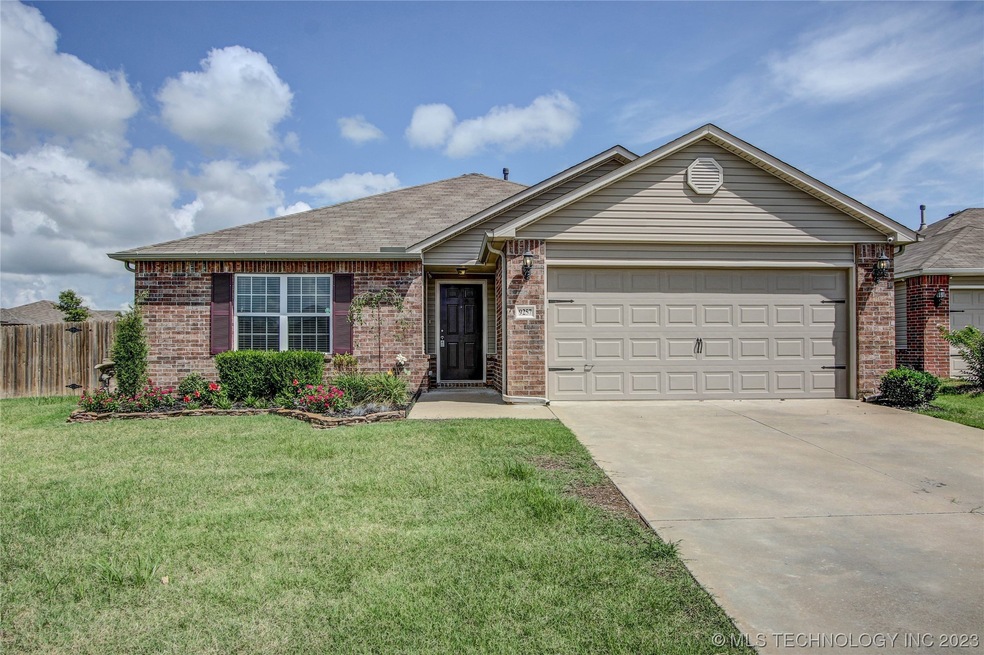 9257 S 251st Ave E, Broken Arrow, OK 74014 - photo 1