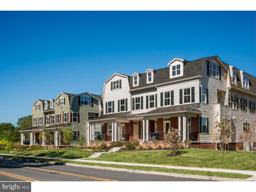 871 Old Lancaster Rd unit D1, Bryn Mawr, PA 19010 - photo 1