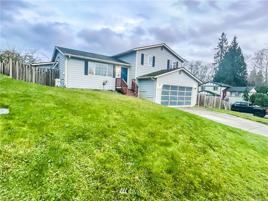 27309 Country Place NW, Stanwood, WA 98292 - photo 1