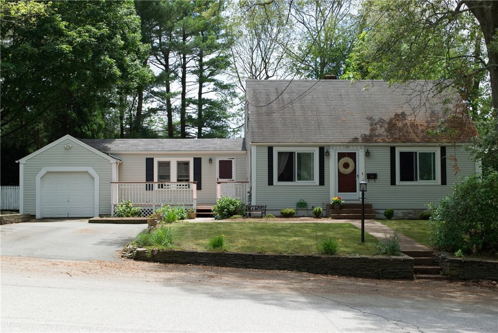 22 Campbell St, West Warwick, RI 02893 - photo 1