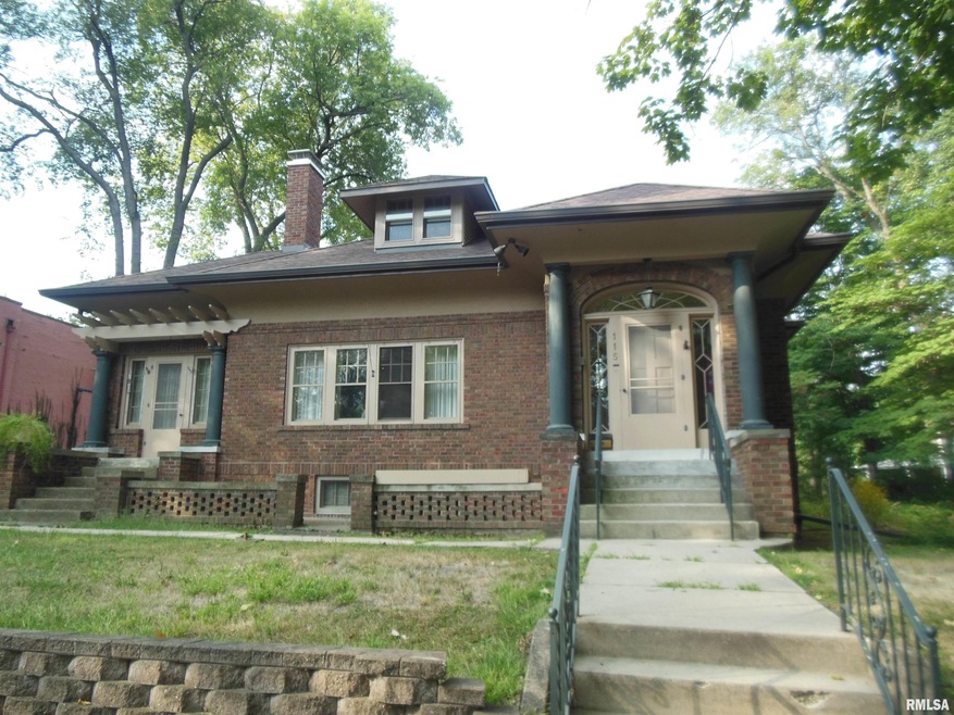 115 Lincoln Ave, Lincoln, IL 62656 - photo 1