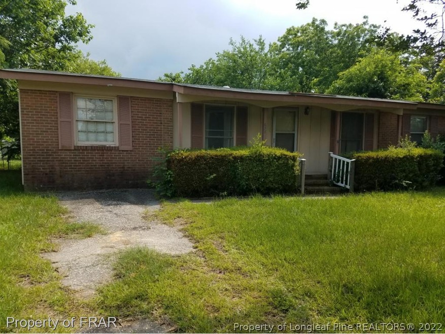 658 Stoneykirk Dr, Fayetteville, NC 28314 - photo 1