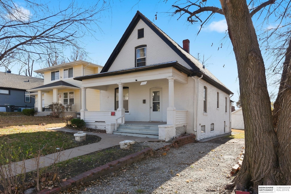 2933 Charles St, Omaha, NE 68131 - photo 1