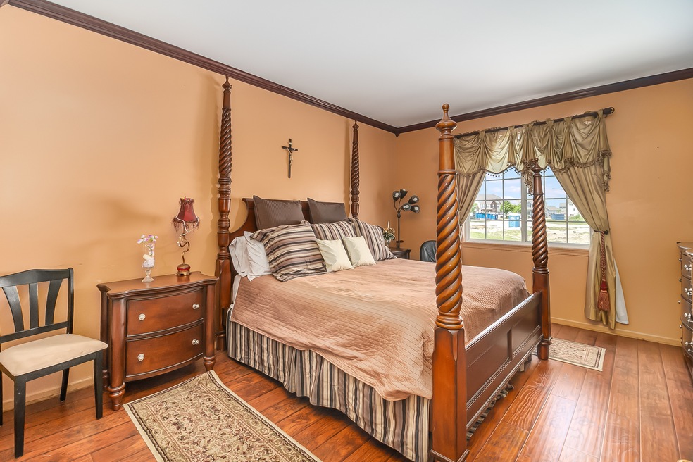 7801 Mossheather Dr, Joliet, IL 60431 - photo 1