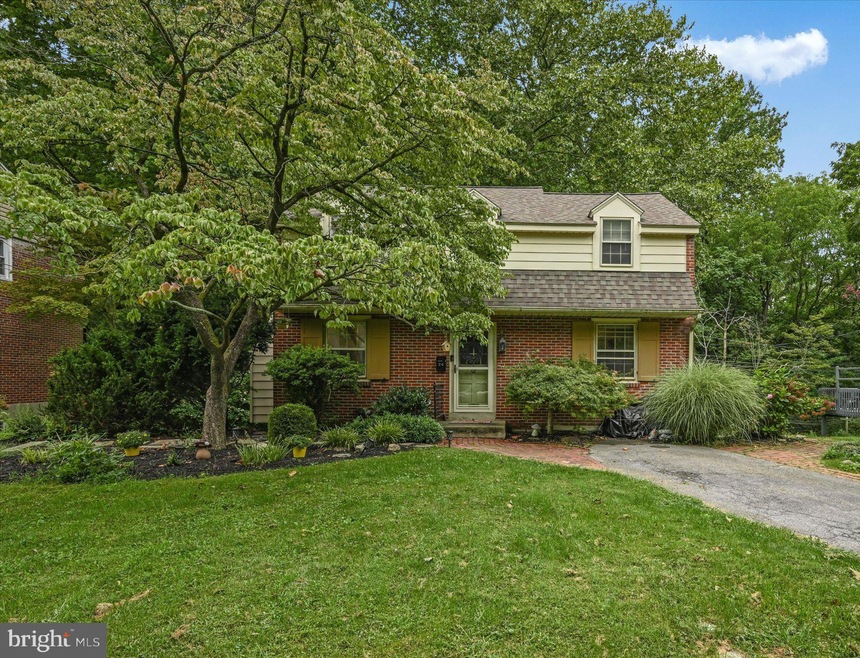 24 Beechwood Dr, Reading, PA 19606 - photo 1