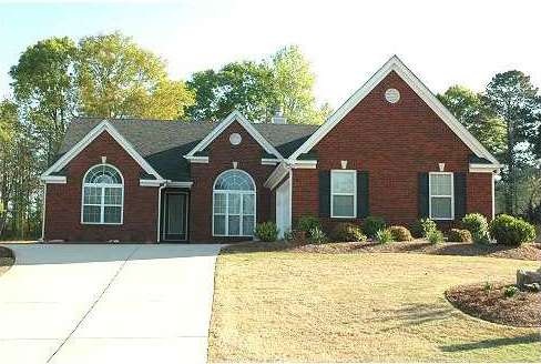 118 Blue Grass Dr, Jefferson, GA 30549 - photo 1