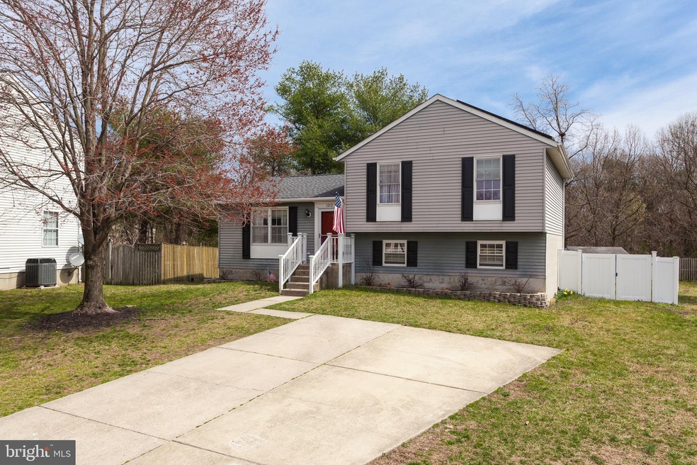 1212 Gillia Ct, Pasadena, MD 21122 - photo 1