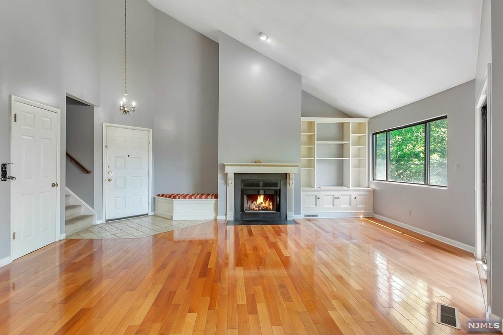 256 Evergreen Rd unit 8, Ramsey, NJ 07446 - photo 1