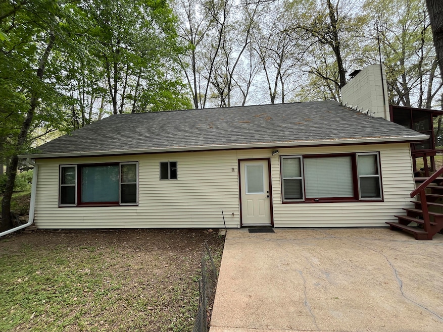 For Sale $185,000 • Co-Listing Agent