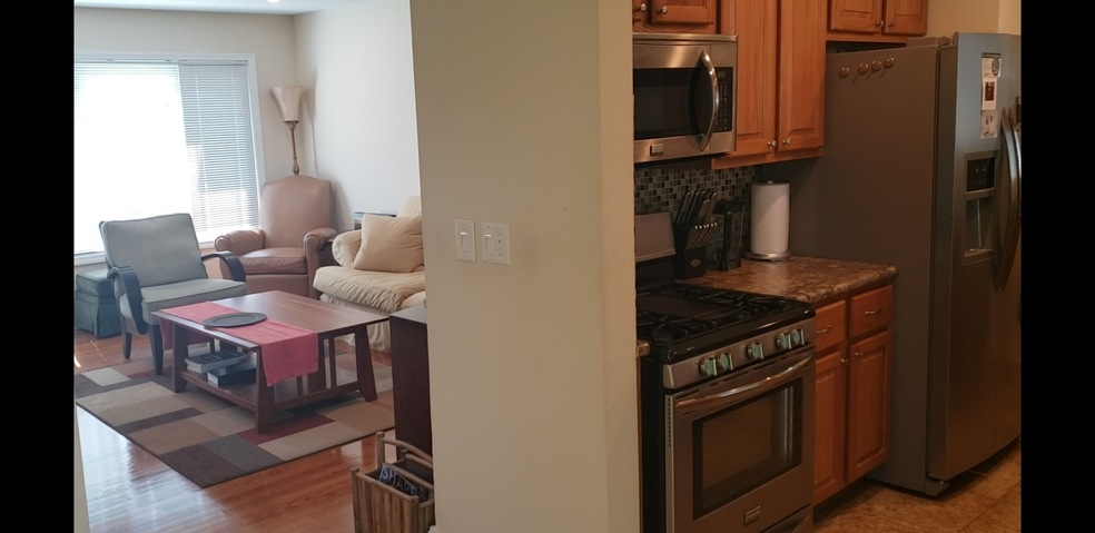 3505 Rock Pkwy unit 1, Waukegan, IL 60087 - photo 1